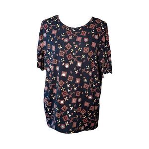 3/4 sleeve Lularoe Irma.  High Low Aztec print